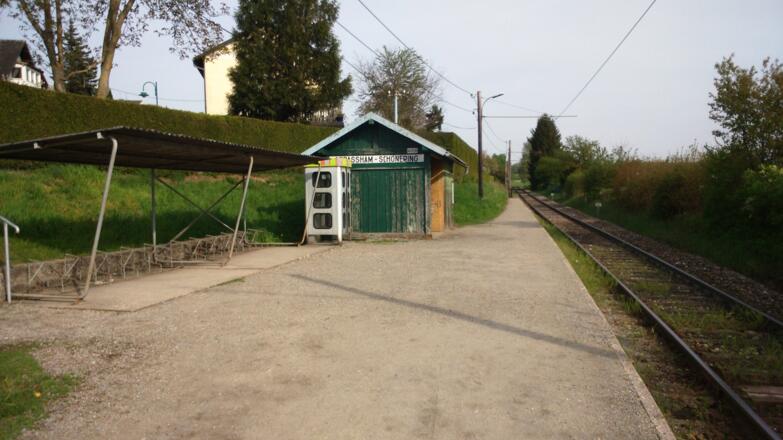 Hst. Straßham 285m
