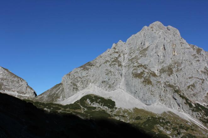 Biberwierer Scharte mit Sonnenspitze