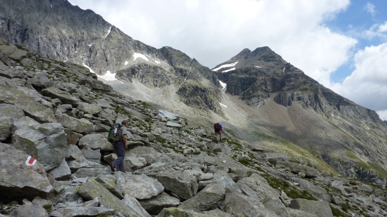 Gehgelände zwischen Hütte und Rosshornscharte
