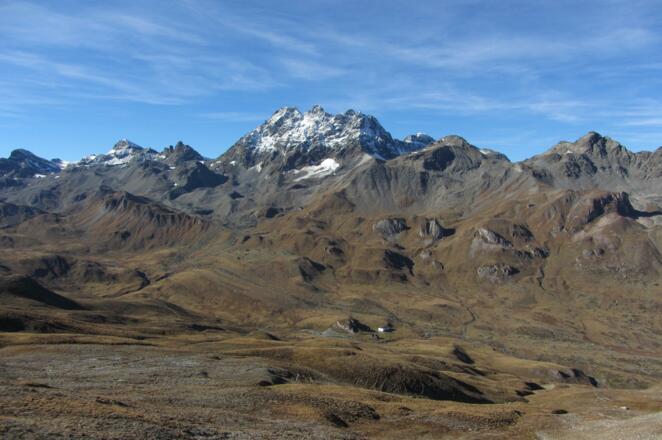 Abstieg zur Hütte. Hinten: Fluchthorn