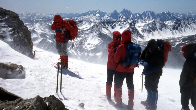 1980: Mit solchen Schneemassen in der Jägerscharte ist im Hochsommer heute kaum noch zu rechnen