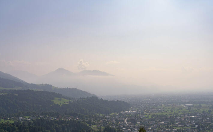 Blick ins Rheintal von Bildstein  (c) packyourthingsandtravel / Vorarlberg Tourismus