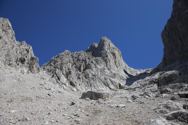 Steiniger Weg zur Windlegerscharte