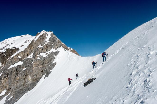 Die Scharte ist erreicht - im Hintergrund der Kleine Kaserer