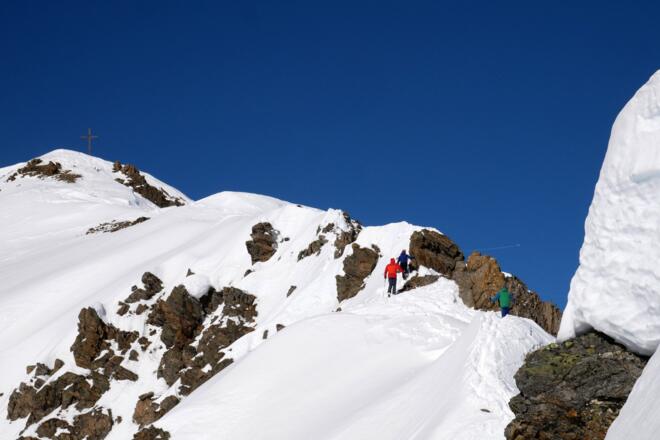 Das letzte Stück des Gipfelgrates