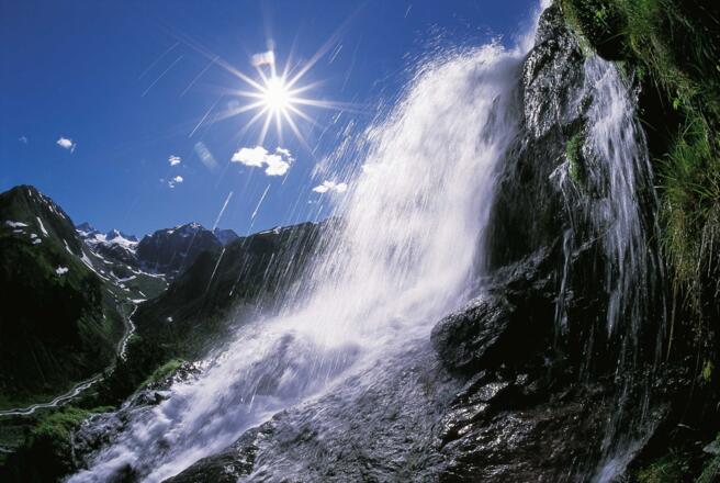 Mutterbergersee 6 Wasserfall in der Glamergrube