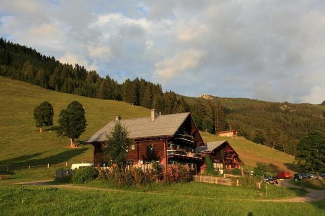 Breitenebenalm