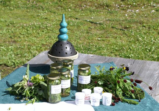 Kräutertisch Auffangalm