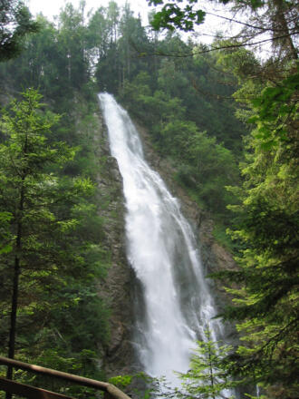 Wasserfall in der Kitzlochklamm