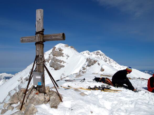 Kreuz Rossarsch 2005 m mit Südwestgrat zum Warscheneck