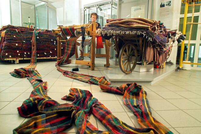 Oberfränkisches Textilmuseum - der längste Schal der Welt