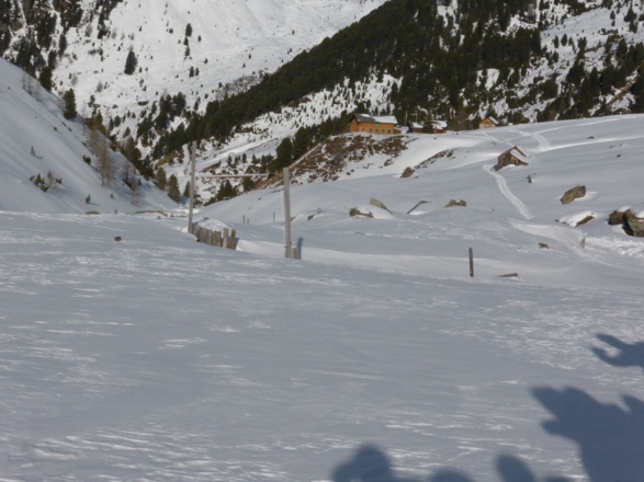 Schweinfurter Hütte zum Abschied in der Morgensonne.