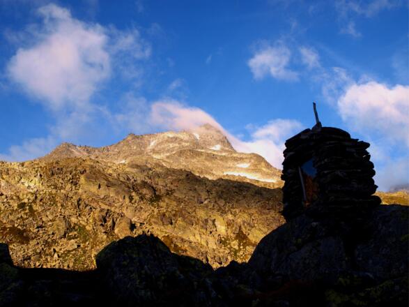 Petrusbild 2432 m vor dem Joch