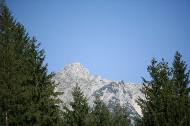 durch den Höllengraben