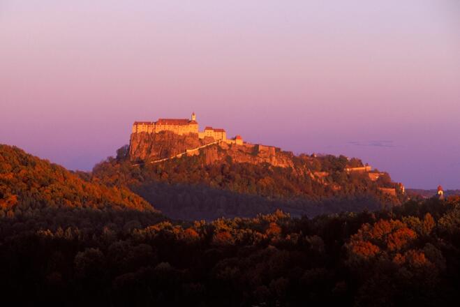 Blick auf die Riegersburg im Thermenland Steiermark