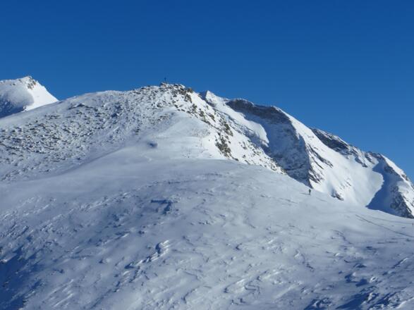 Der meist abgeblasene Gipfel der Wildseespitz