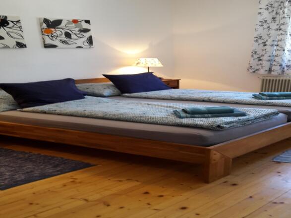 Ferienwohnung 2, Schlafzimmer