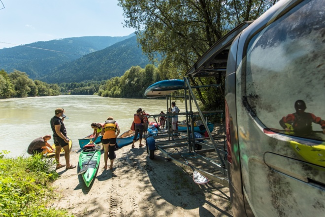 Abtransport durch das mobile Paddelcenter