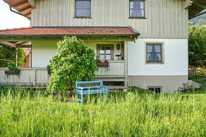 Terrasse mit Bank