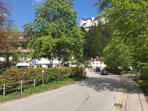 Haus Burg mit Schloss Hohenaschau