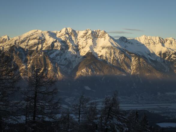 ... Solstein, Hohe Warte, Brandjoch, Frau Hitt, Kemacher ...