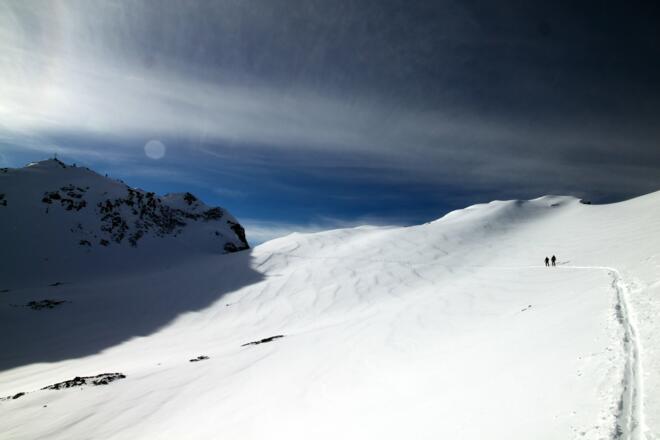 links der Gipfelaufbau