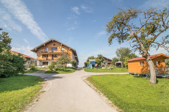 Hofansicht Ferienparadies Reifnhof