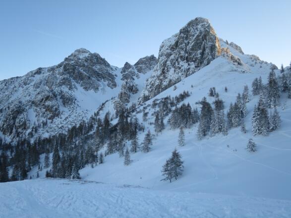 ... die Aussicht ist großartig: Nockspitze ....