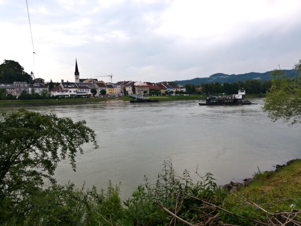 Donaufähre Wilhering-Ottensheim