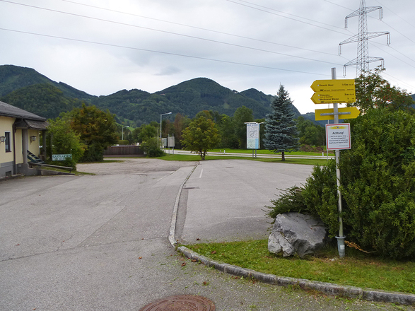 Parkplatz Stefaniebrücke