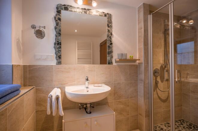Badezimmer in der Fewo 51 qm