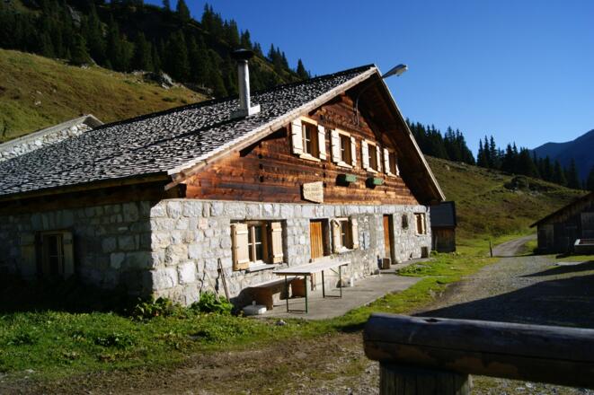 Die obere Spora Alpe (1.753 m) in der nähe der Lindauer Hütte