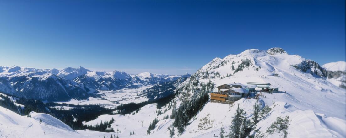 Sonnenalm 1816 M Aussenpanorama