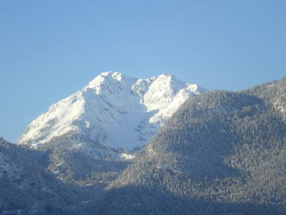 Winterwanderung - Blick auf die Berge