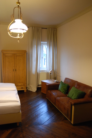 Zimmer mit Couch