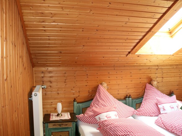 BeimDanner_fewoelisabeth_schlafzimmer