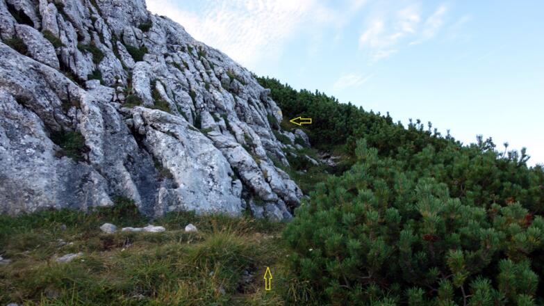 Felsen erreicht (~1750 m), links herum
