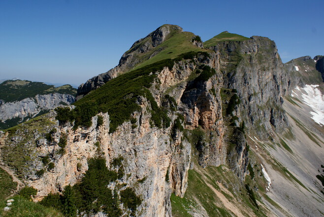 Blick von der Rotspitze zum Roßkopf