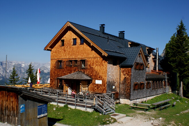 Die sehr schön gelegene Erfurter Hütte