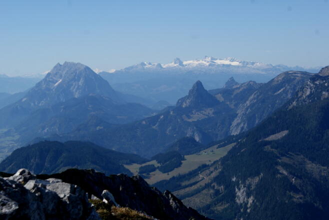 Blick zu Grimming u.  Dachstein