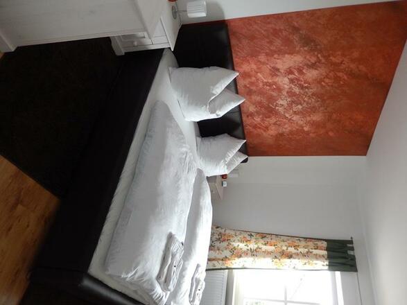 Schlafzimmeransicht Ferienwohnung Barhainski