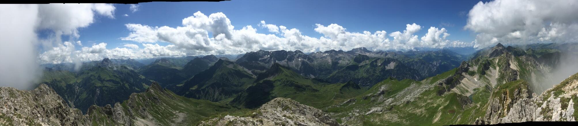 Gipfelrundschau nach Süden
