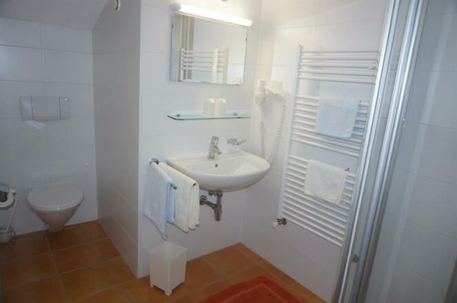 Zimmer 6 Bad.WC