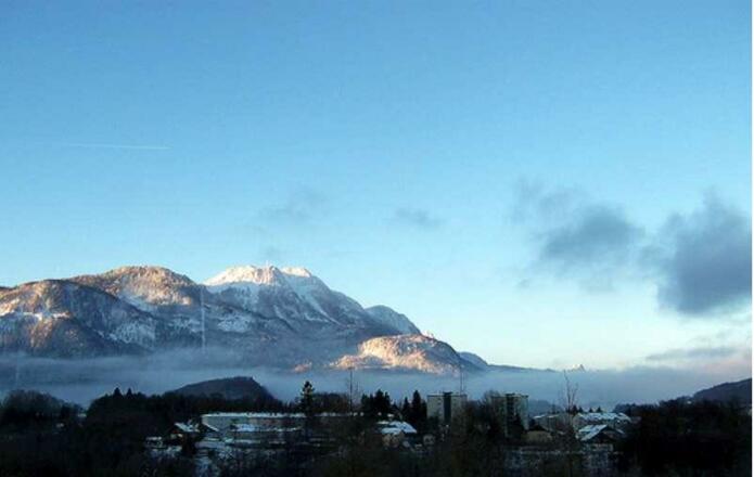 Winteransicht von Balkonen