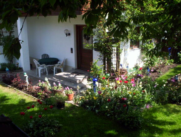 Terrasse mit Blumen