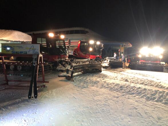 21:45 auf dem Füssener Jöchle die Maschinen laufen warm