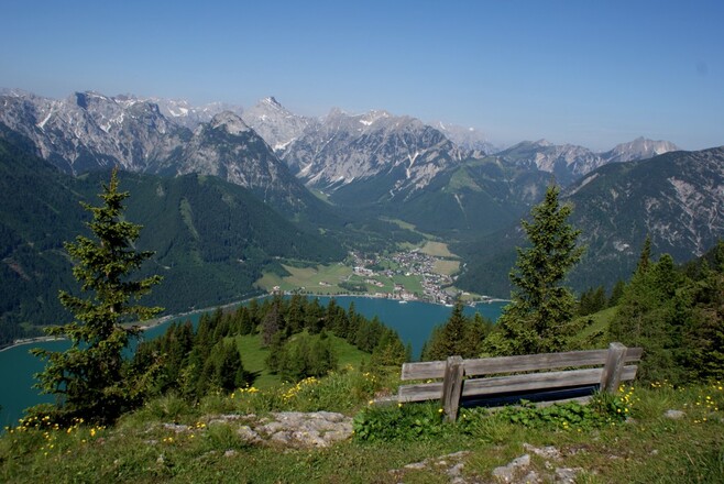Blick auf Achensee und Karwendel