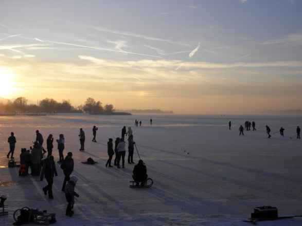 Eislaufen auf dem Chiemsee