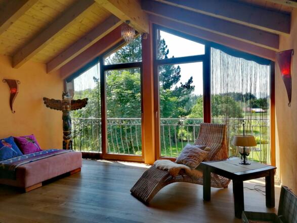 Die Wohnung ist sehr individuell und gemütlich