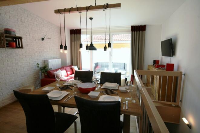 Wohn- und Essbereich